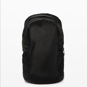 Lulu Lemon Out of Range 20L backpack